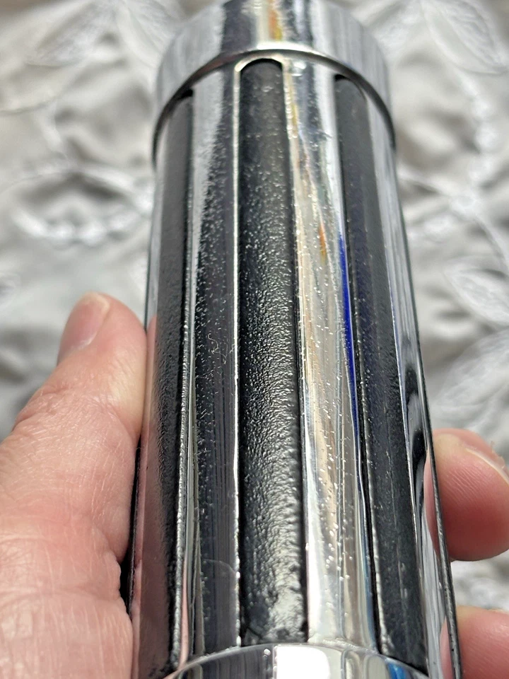 87-07 Honda Shadow Spirit VT1100C handlebar hand grips throttle sleeve tube - Image 4 of 4