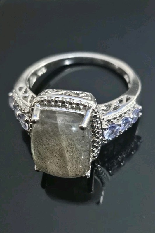 925 STS Stamped: Sterling Silver, Labradorite+Tanzanite Colored Gemstones Ring