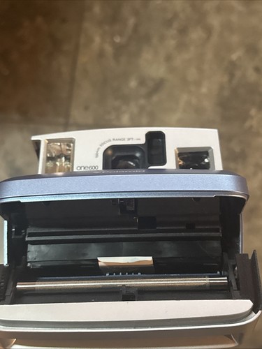 Polaroid One 600 Pro analoge Sofortbildkamera blau & silber klappbar - Bild 5 von 5