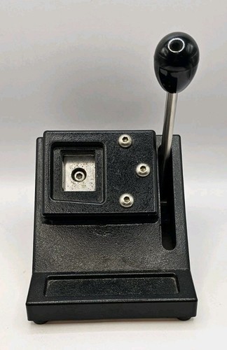 Vintage ID Badge/Passport Photo Cutter - Picture 1 of 6