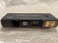 Vintage Kodak Ektralite 10 Camera 110 Film Point Shoot Flash Made in USA --9556