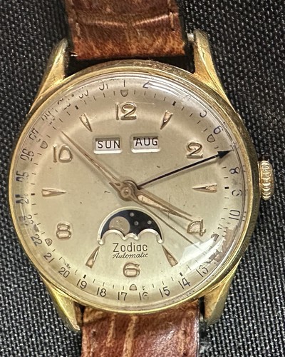 Vintage Zodiac Watch Triple-Date Calendar Moon Phase Automatic Serviced in 2022 - Picture 7 of 7