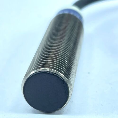 Telemecanique XS512B1DAL2 Inductive Proximity Sensor SPST-NO OsiSense XS 2mm - Picture 5 of 8