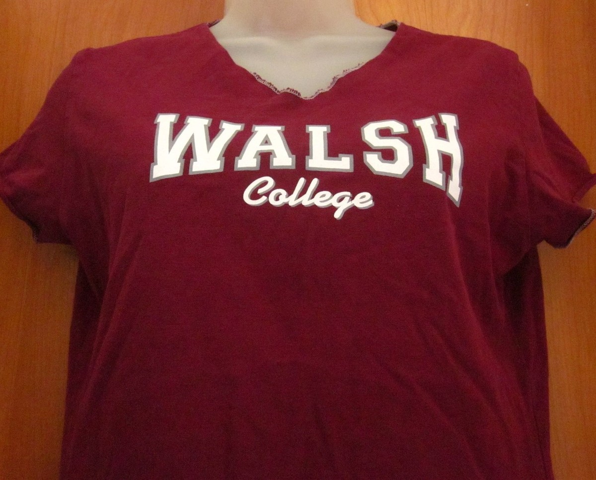 WALSH UNIVERSITY Cavaliers college T shirt XL juniors tee North