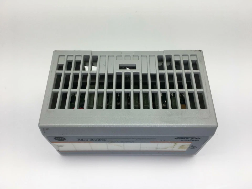 Allen-Bradley Ausgabemodul 1794-OW8 Digital output PN-99030 Serie A Rev. A01 - Bild 4 von 4