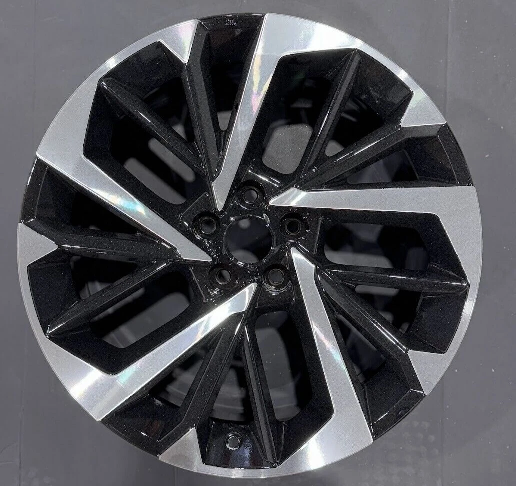 Genuine Mitsubishi Wheel Center Cap – Black, 4252A020 – Fits 2018-2023 Outlander Sport-305394