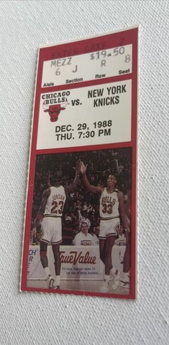 1988 Chicago Bulls Vs NY Knicks Ticket Stub Michael Jordan and Pippen Pictured - 第 6/16 張圖片