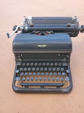 Vintage Typewriter thumbnail