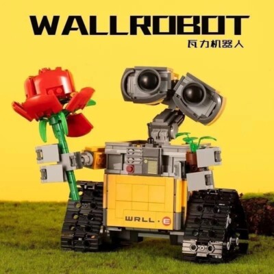 687pcs Cartoon Movie Wall-E Robot Building Blocks Bricks Dolls Plastic Toys