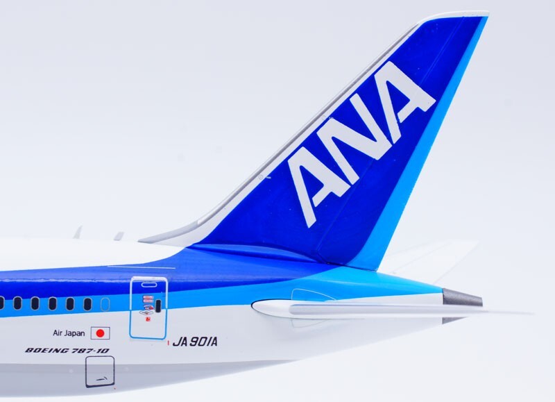 1:200 JC Wings Diecast Aircraft Model All Nippon Airways