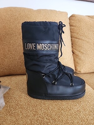Love Moschino Snow Boots Women s  Black Fabric Lace Up Logo 38/40 NWB 