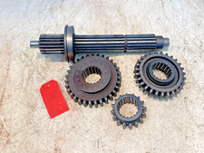 1964 Massey Ferguson Super 90 Diesel Tractor Transmission Shaft & Gears 184644m2