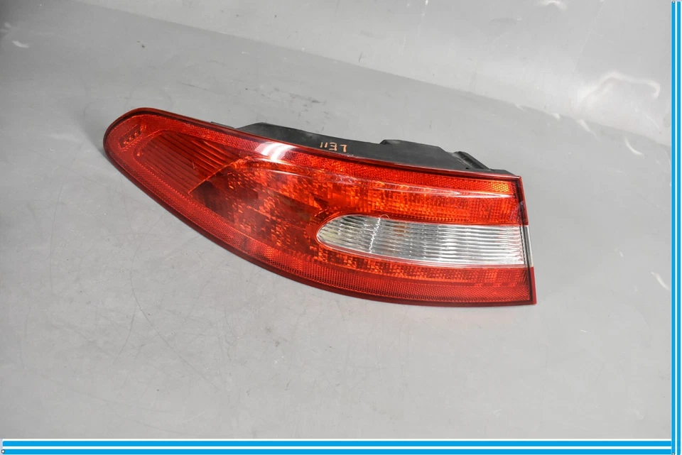 09-11 Jaguar XF Rear Left Quarter Panel Mounted Taillight Tail Light Lamp OEM - Image 3 of 4