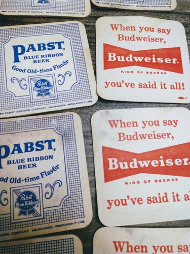 N Posavasos de cerveza vintage Pabst cinta azul Budweiser 17 en total - Imagen 4 de 18