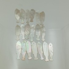 19 x Antique Chinese Mother Of Pearl Fish Gaming Counters - 5.5cm to 6cm Long