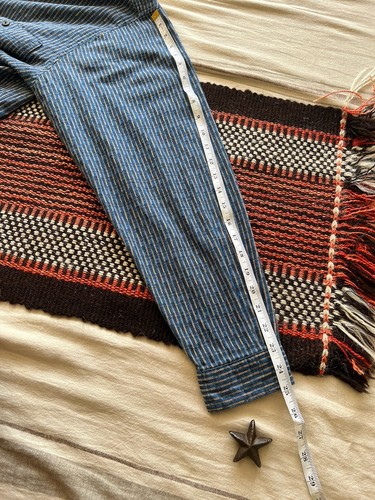 Camisa Levi’s Made EE. UU. XL LVC OG Big E Ropa Vintage 52” Azul Elegante Tejido Sarga - Imagen 14 de 15