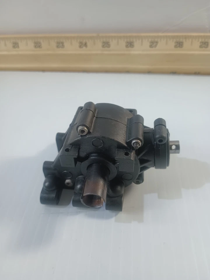 Team Associated Nitro RC MGT Monster Truck Differential Part Pre-owned Rc Deals  - Image 2 of 4
