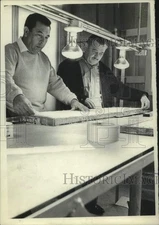 Press Photo Ramon Montoya and Tomas Cano at Fiberglass Workshop - saa11897