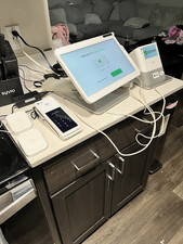 Clover Station POS Touchscreen w/ Customer Display, Contactless Reader