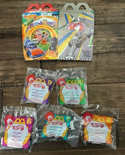 McDonalds 1996 Happy Meal Toys conjunto completo muñecas Barbie del mundo Hot Wheels - Imagen 4 de 5
