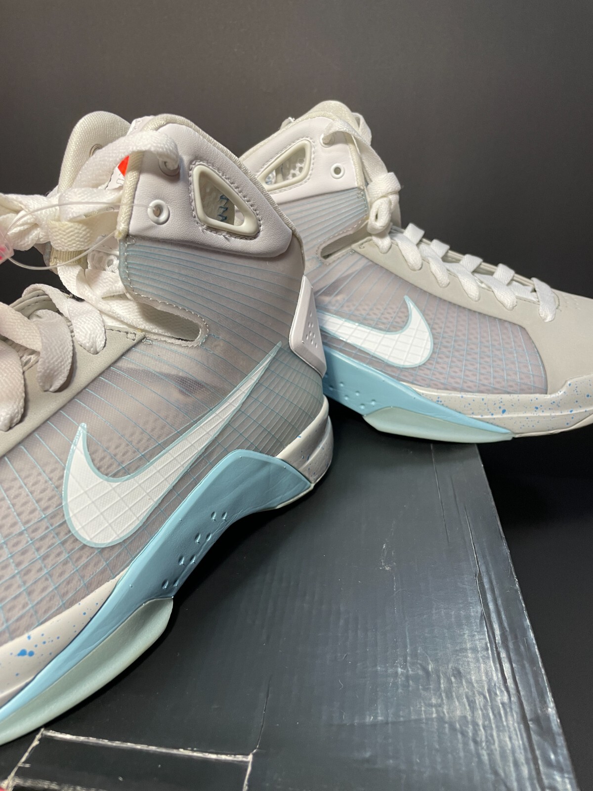 nike hyperdunk marty mcfly