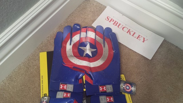 captain america receiver gloves