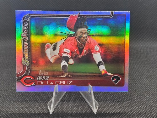 ELLY DE LA CRUZ 2025 Topps Series 1 - Rainbow Foil #150 - 第 1/2 張圖片