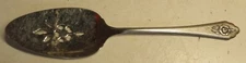Wm A Rogers Sentimental Rose Pie Server 1 pc Premier Stainless Oneida Ltd 8.5"