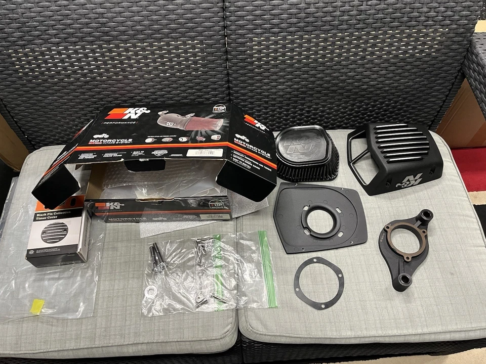 Entrada K&N con cubierta de sincronización a juego Foto 4 de 4