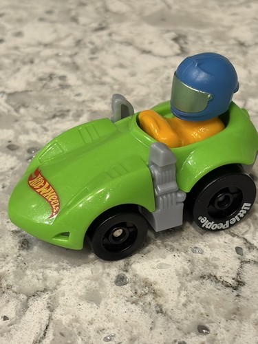 Fisher-Price Little People Wheelies Hot Wheels Green Race Car 2021
