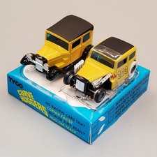 TYCO Slot Car 32 Ford Vicky Curve Huggers Special Car 2 in 1 Vintage NIB 1976