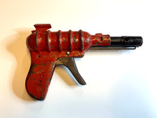 All Metal Product Corp Wyandotte 33 Repeater Ray Gun Space Pistol Cork Red