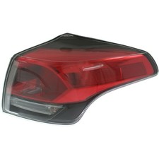 Passenger Side Tail Light Red Clear Lens Turn Signal For 2017 RAV4 LE Hybrid SE