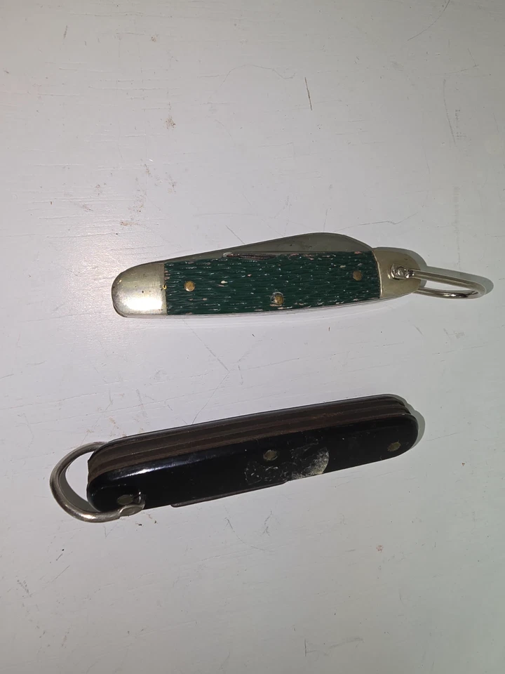 GM8010A Lote De Colección De Dos Cuchillos Cub Scout, Ambos Aprox. 4". RARO. Foto 3 de 4