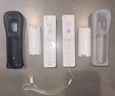 Nintendo OEM Wii Remote Controller (white) Lot of 2 Tested Working Wiimote