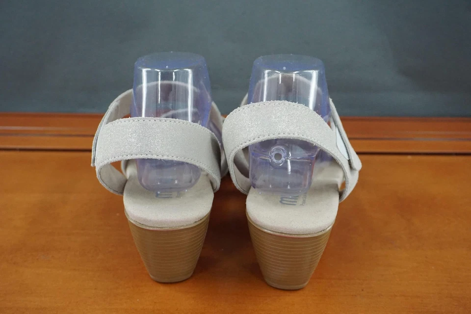 Sandalias Munro para mujer talla 9,5 WW beige Lucia gamuza tacón bloque tiras M472461 Foto 4 de 4