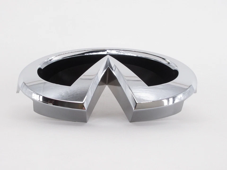 Emblema de parrilla delantera original OEM Infiniti 62892-AM800 2003-2007 G35 Foto 3 de 4