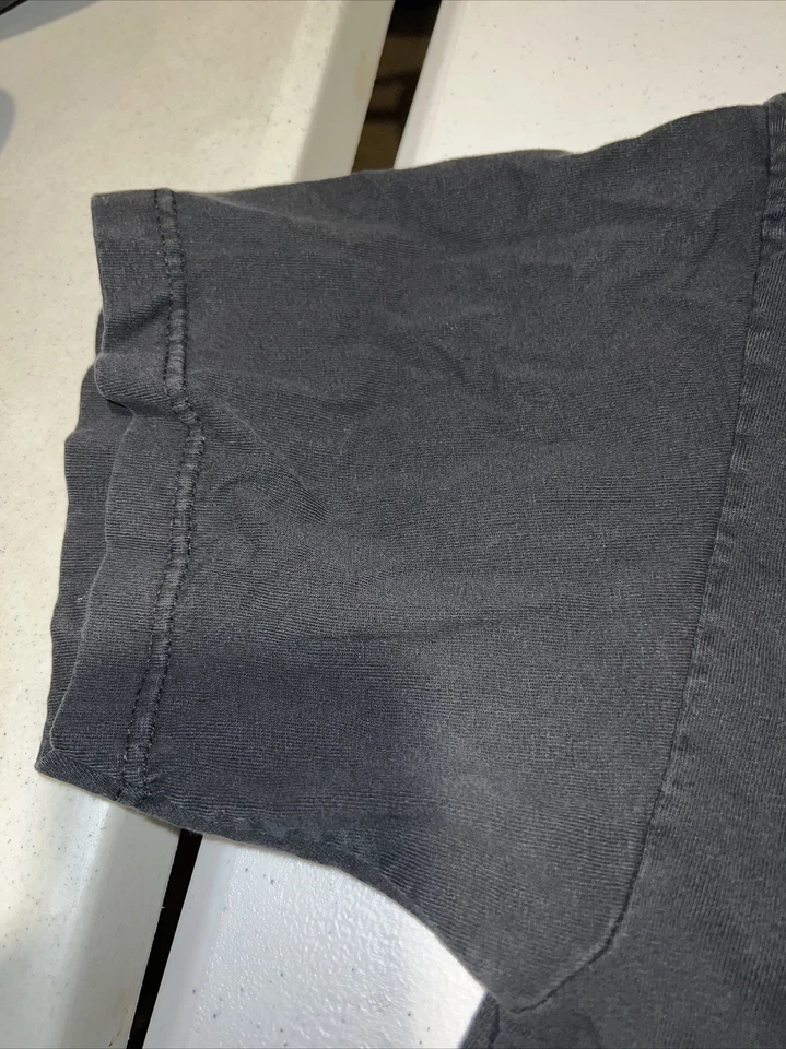 Camiseta Flying Coffin preta manga curta tamanho XL - Imagem 4 de 4