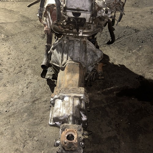 Toyota 22R Engine & Transmission used NOT TESTED TURN OVER for parts - Picture 7 of 15