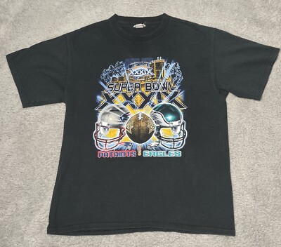 Y2K Lee Sport Super Bowl XXXIX Patriots VS Eagles Logo & Helmets Black T-Shirt L