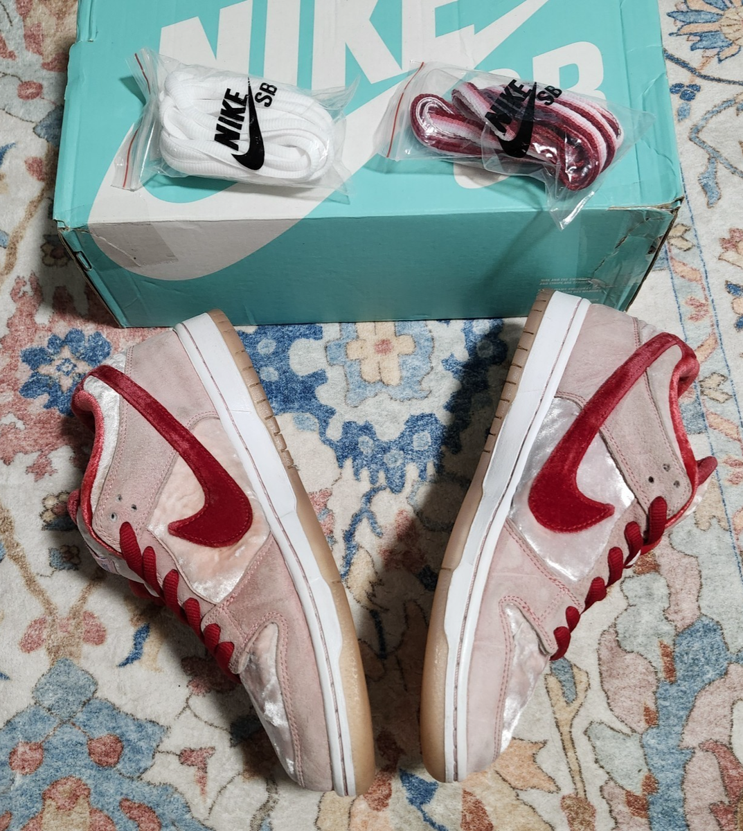 Nike Sb Dunk Low Pro Qs Valentines Day Strangelove CT2552 Nike Sb Dunk Low Pro Qs Valentines Day Strangelove CT2552
