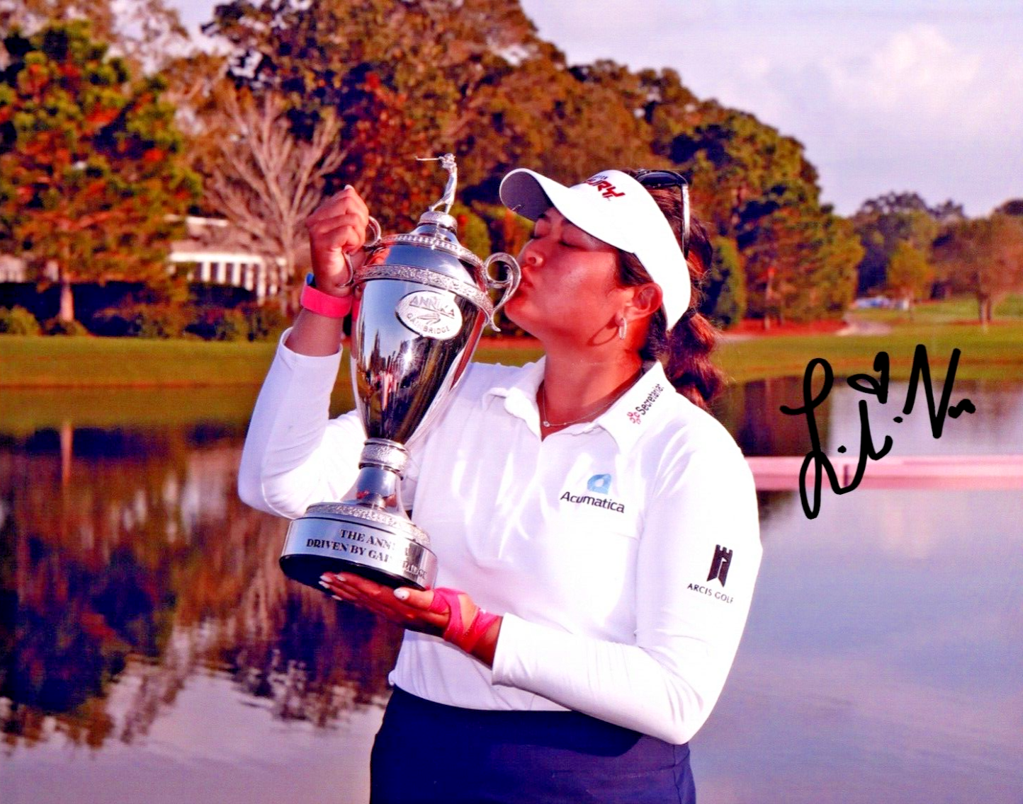 Lilia Vu LPGA star signed autographed 8x10 golf photo UCLA Fountain Valley CA G 