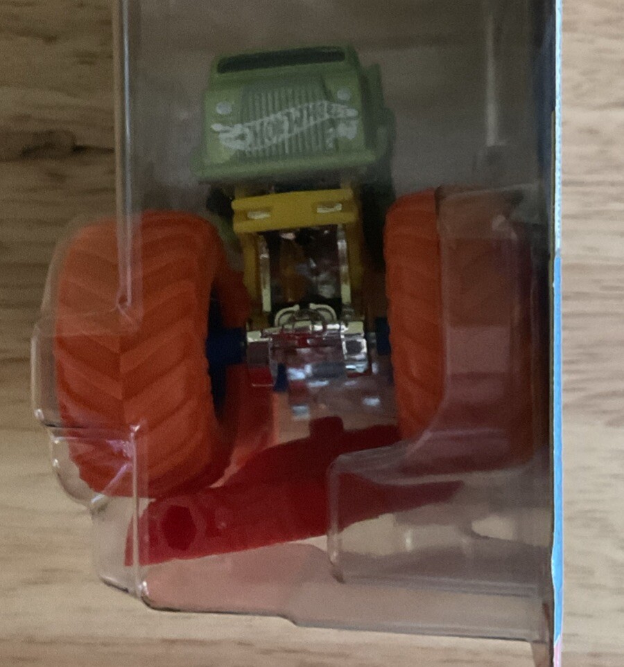 Picture 7 of 9