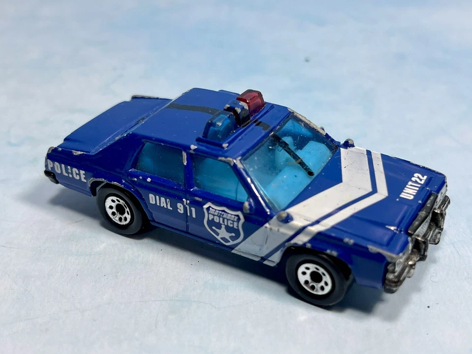 Vintage 1987 FORD LTD POLICE CAR Matchbox Rare Original Old Cop Car Free Ship ++ - Image 2 of 2