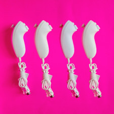 4x Official Wii Nunchuck White Remote Nintendo Motion   Wii U OEM Controller