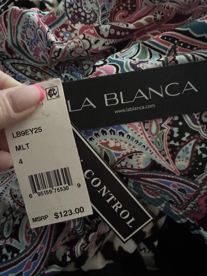 Lote de 15 piezas de trajes de baño nuevas con etiquetas Foto 4 de 4