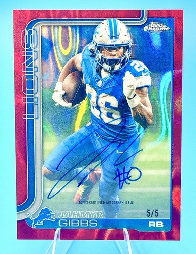 2025 Topps Chrome Jahmyr Gibbs Red Wave Refractor (RAW)