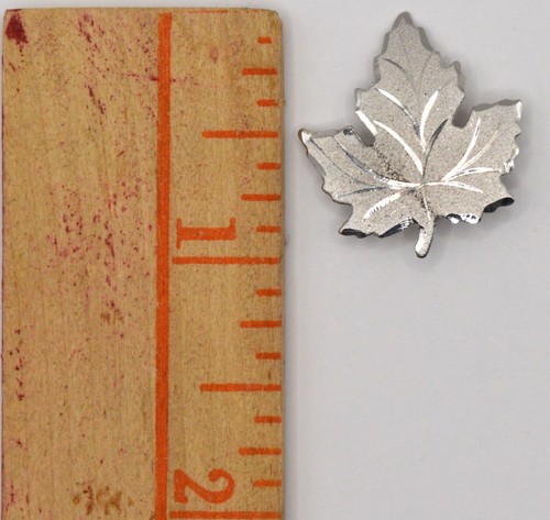 Vintage - Sterling Maple Leaf Pin - .925 Sterling Silver - .055 OZT - 1" - Picture 6 of 7