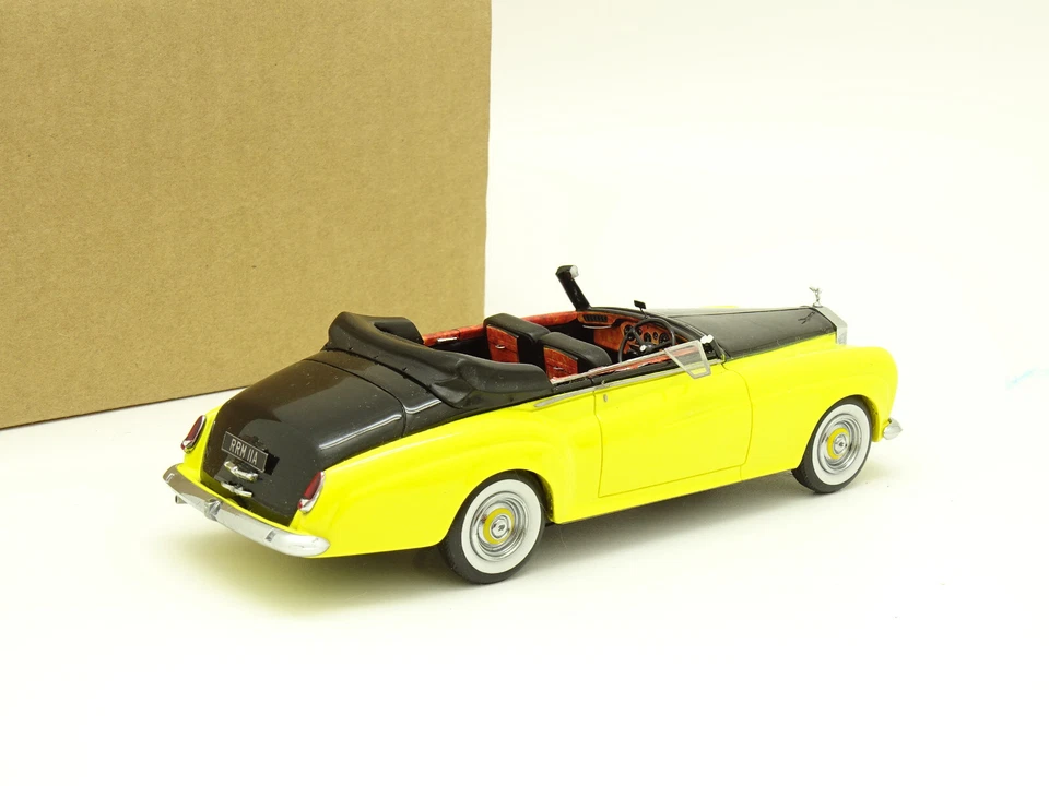 Matrix SB 1/43 - ROLLS ROYCE - H.J. MULLINER Coachwork SC III DHC 1963 - Image 2 of 2