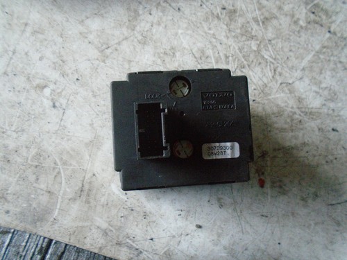 PANEL INTERRUPTOR FARO VOLVO C30 2008 30739300 - Imagen 3 de 3